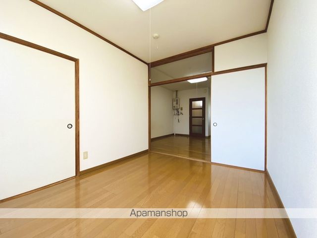 ルーベデンス川原壱号館の内装写真