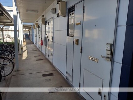 レオパレス新涯ロータスＢ棟[1K/23.18m2]の玄関
