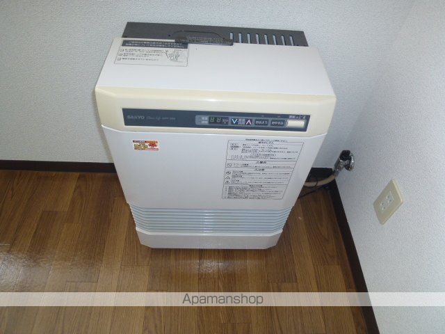 ロイヤルミレイIIの内装写真