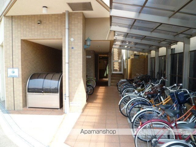 サンプラザ清水駅前の玄関写真