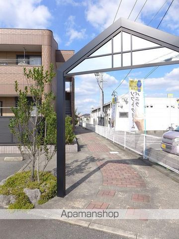 CENTURY椿Aの玄関写真