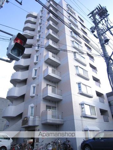 クレステージ南6条の外観写真