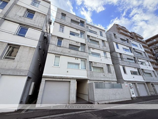 ステラ美術館通の外観写真