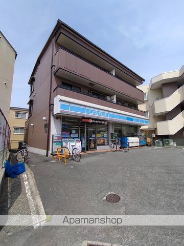 マンション奥野の外観写真