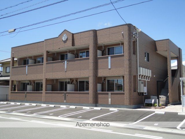 ラフォーレ曙