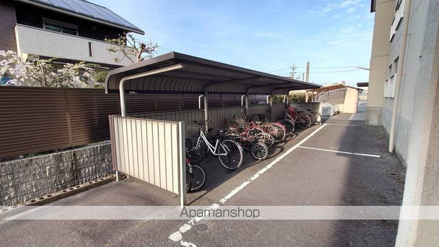 ハイツ松寿の玄関写真
