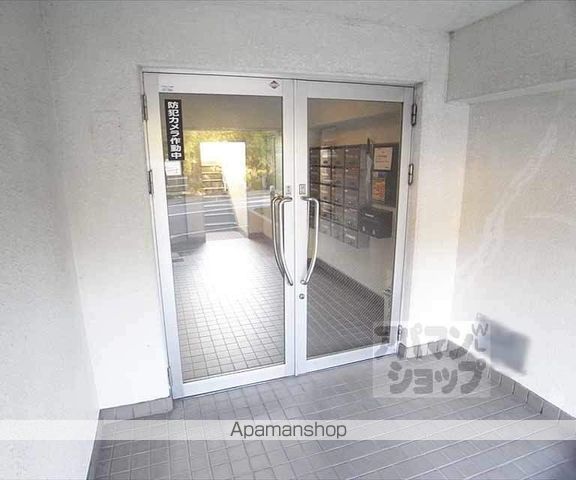 シェモア御蔭通の玄関写真