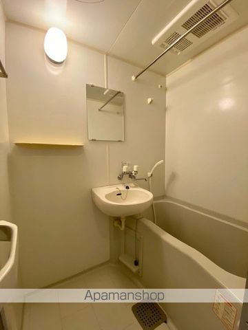 CANVASSすすきのの内装写真