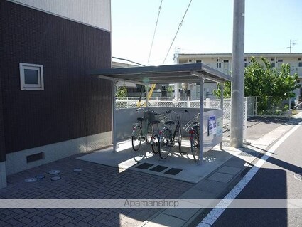 エレガント桐[2LDK/69.03m2]の共用部2