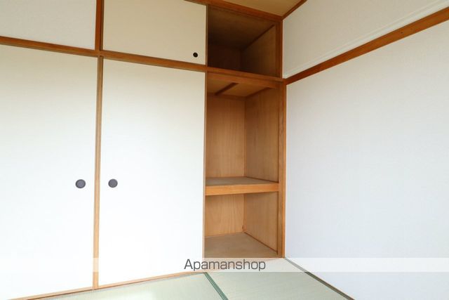 プレアール鷹の巣IVの内装写真