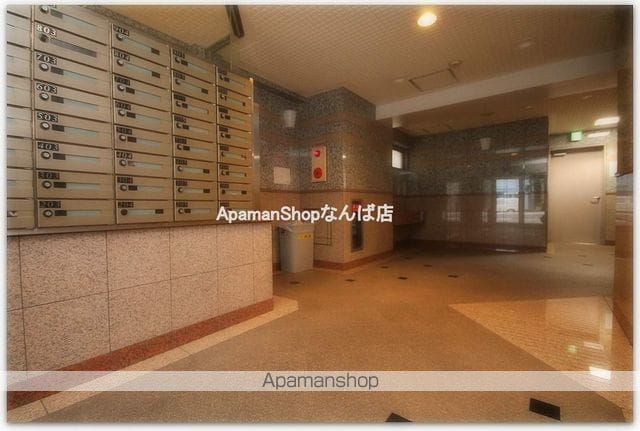 ランドマークシティ大阪城南の玄関写真