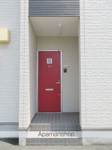 JOY ARKの玄関写真