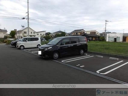 ユキコート椿[2LDK/68.08m2]の駐車場