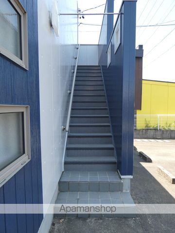 クレフラスト新津町の外観写真