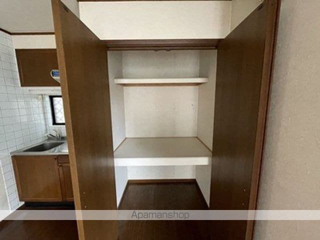 朝霞市仲町2丁目戸建の内装写真