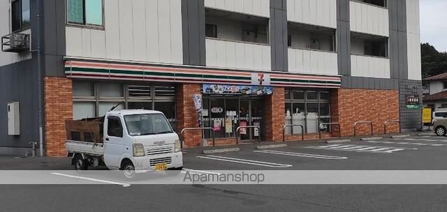 イオス B棟の周辺写真