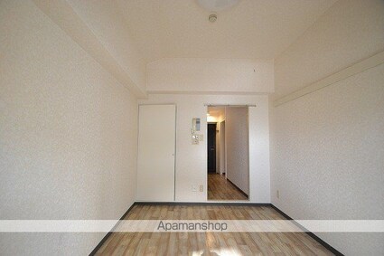 グランデール横川[1R/18.65m2]のリビング・居間