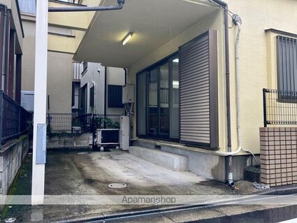富士見台戸建[3LDK/57.1m2]の駐車場