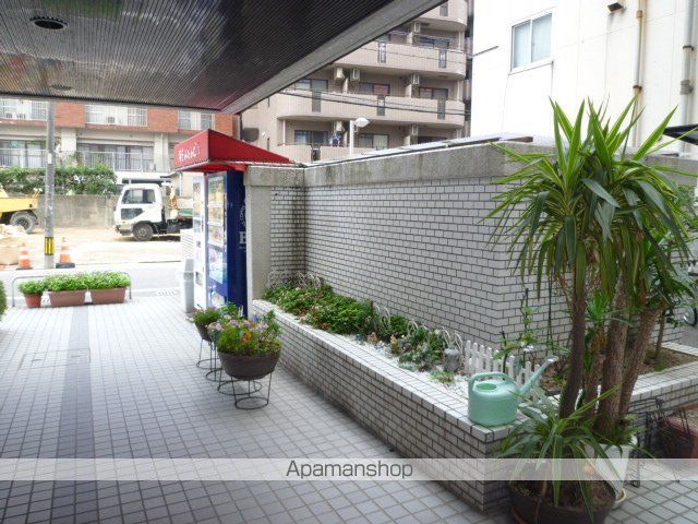 第6よしみビルの外観写真