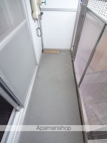 紫野上柏野町マンションの内装写真