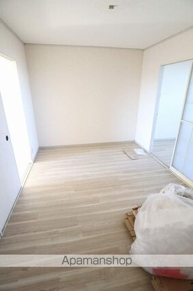 クレール清水[3LDK/65.44m2]の内装2