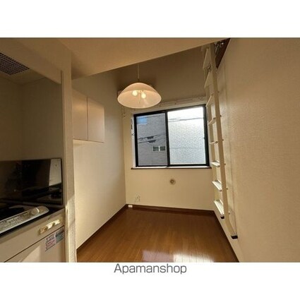 アーバンプレイス沼袋Ｂ棟[1R/9.2m2]のリビング・居間1