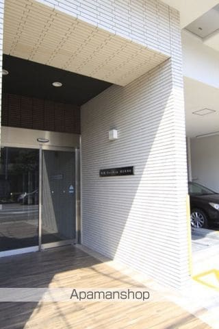 アルバプレイス平尾の玄関写真