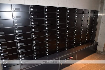 東京都中野区中央１丁目[1DK/28.44m2]のロビー2