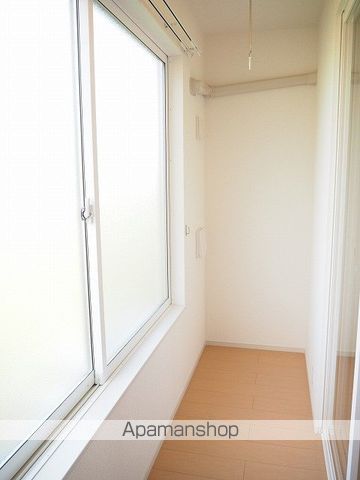 富山地鉄富山市内線 南富山駅前駅 徒歩28分 2階建 築14年の内装写真