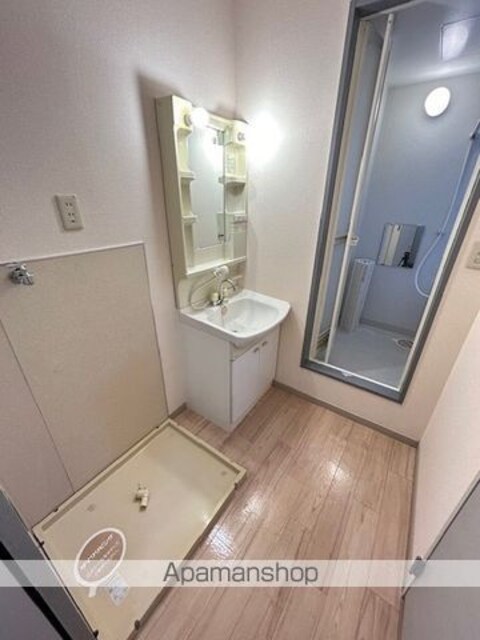 ニュースリーパブリック[2LDK/54.29m2]の玄関