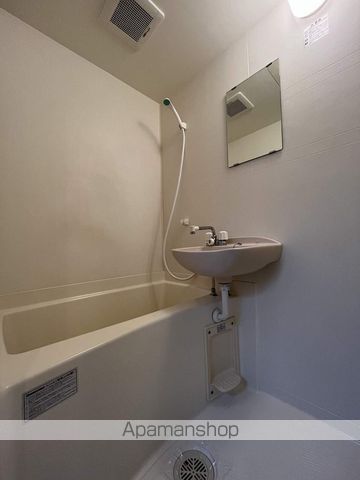 マカロニの内装写真