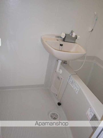 レオパレスホーリーの内装写真