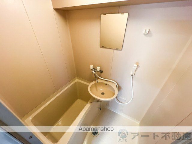 ドゥマンクレールの内装写真