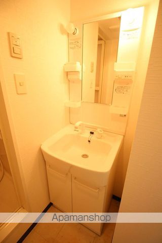 FRONTIER N24の内装写真
