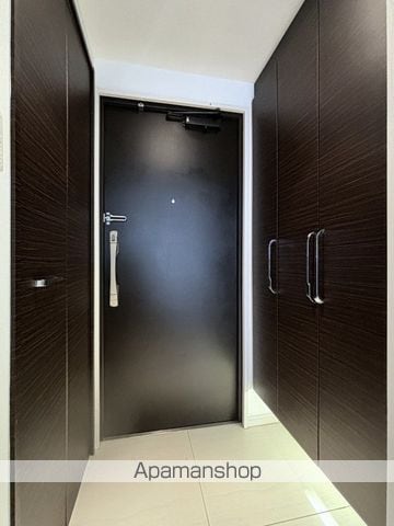 カスタリアタワーHIGOBASHIの内装写真
