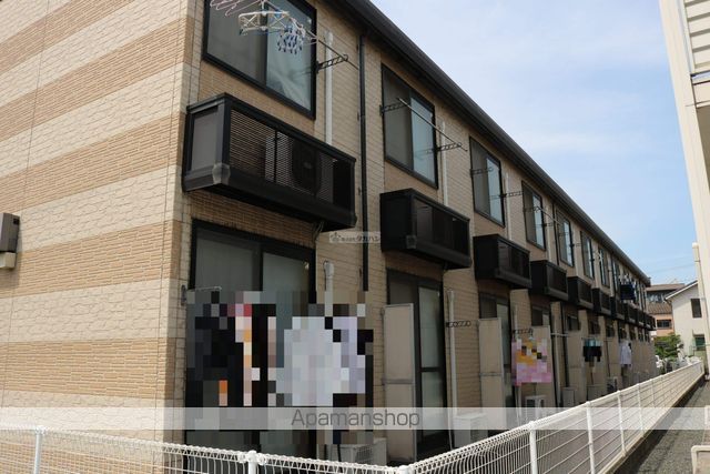 レオパレスシャルマンの外観写真