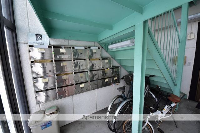 ビルボード西岡の玄関写真