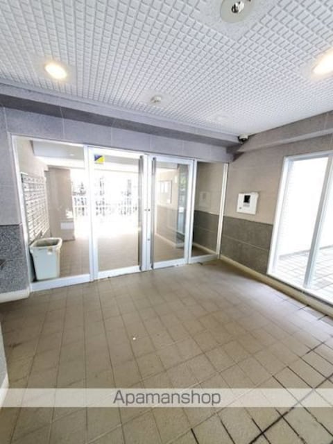 ドミール喜多見[1K/20.02m2]のエントランス