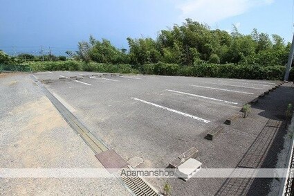 和歌山県和歌山市上野[1LDK/45m2]の駐車場1