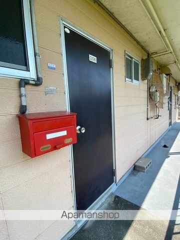 ハイツ山口の玄関写真