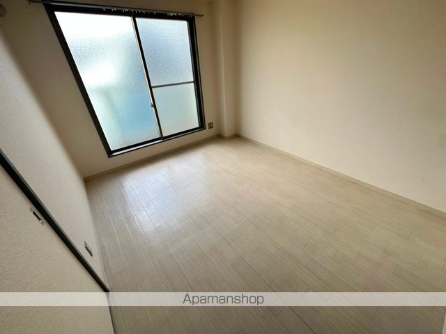 シャルルフジ吉田の内装写真