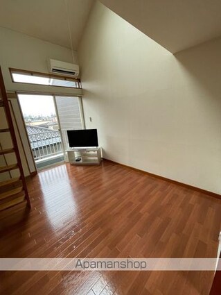 グリンピュア古川Ｃ棟[1K/16.6m2]のリビング・居間1