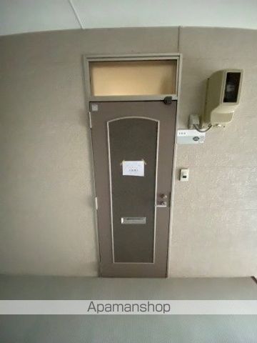 ピジョンの玄関写真
