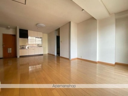 中村第一ビル[2LDK/58.5m2]のリビング・居間