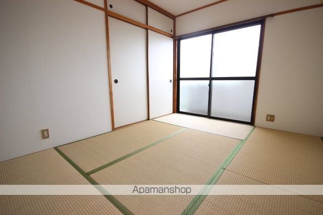 サンパレス温品の内装写真