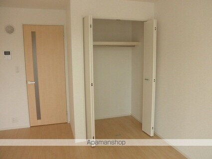 ベル・コリーヌ陽光台[1K/30.46m2]の収納