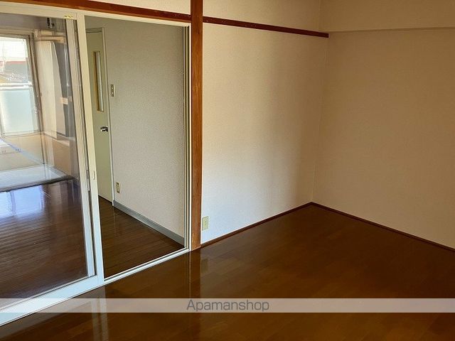 メゾンアルパ宮町の内装写真
