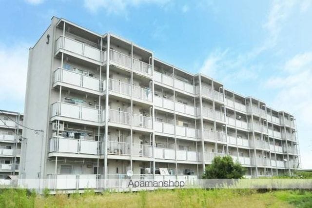 ビレッジハウス大島2号棟の外観写真