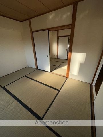 バンクフィールドの内装写真