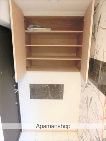 レジュールアッシュ谷町の内装写真
